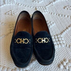 SALVATORE FERRAGAMO Babs Nubuck Loafers SZ 9